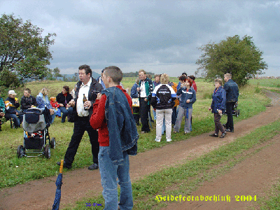 Fröhlich sein und Wandern, Rast am Vorbusch